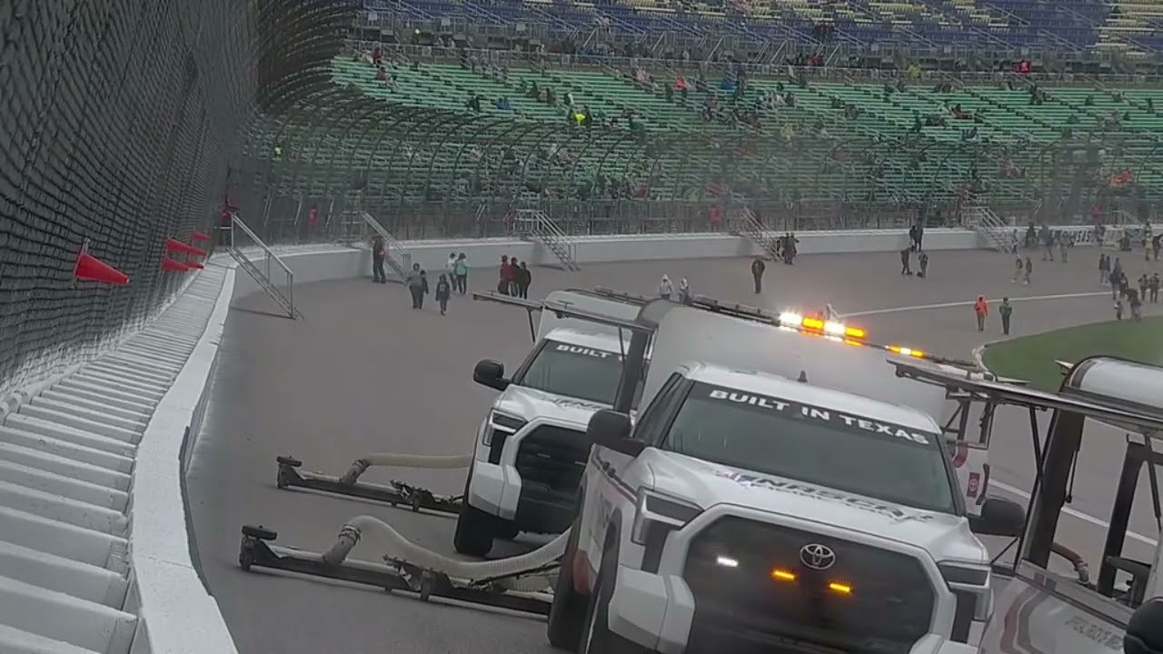 WATCH: TRACK DRYING – 2024 ADVENTHEALTH 400 NASCAR CUP SERIES AT KANSAS