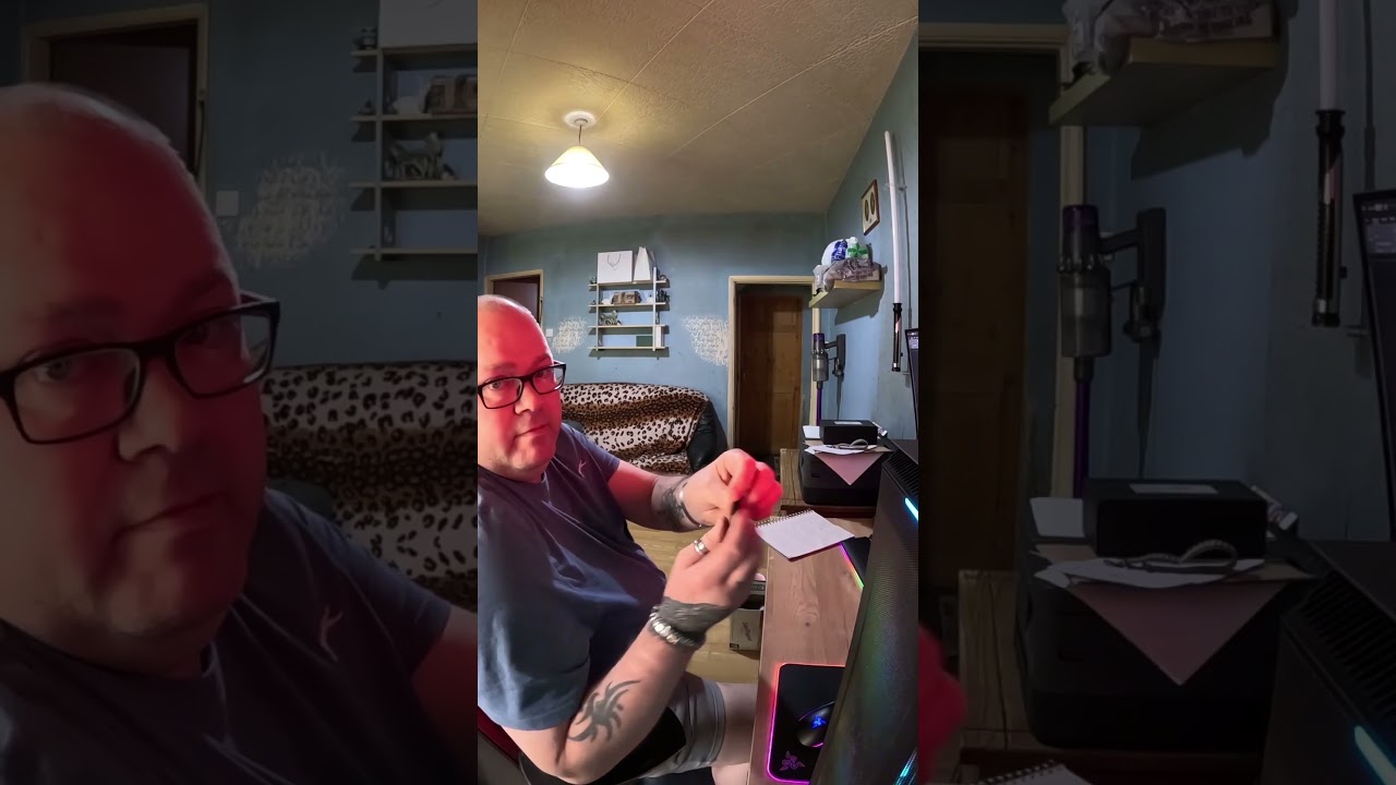 Офис — Полтергейст сбил папу с толку! 