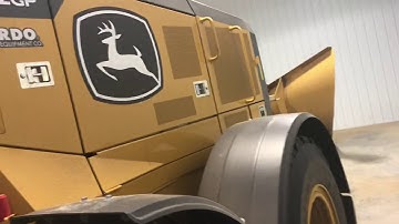 New Deere 772GP with joystick controls walk around.