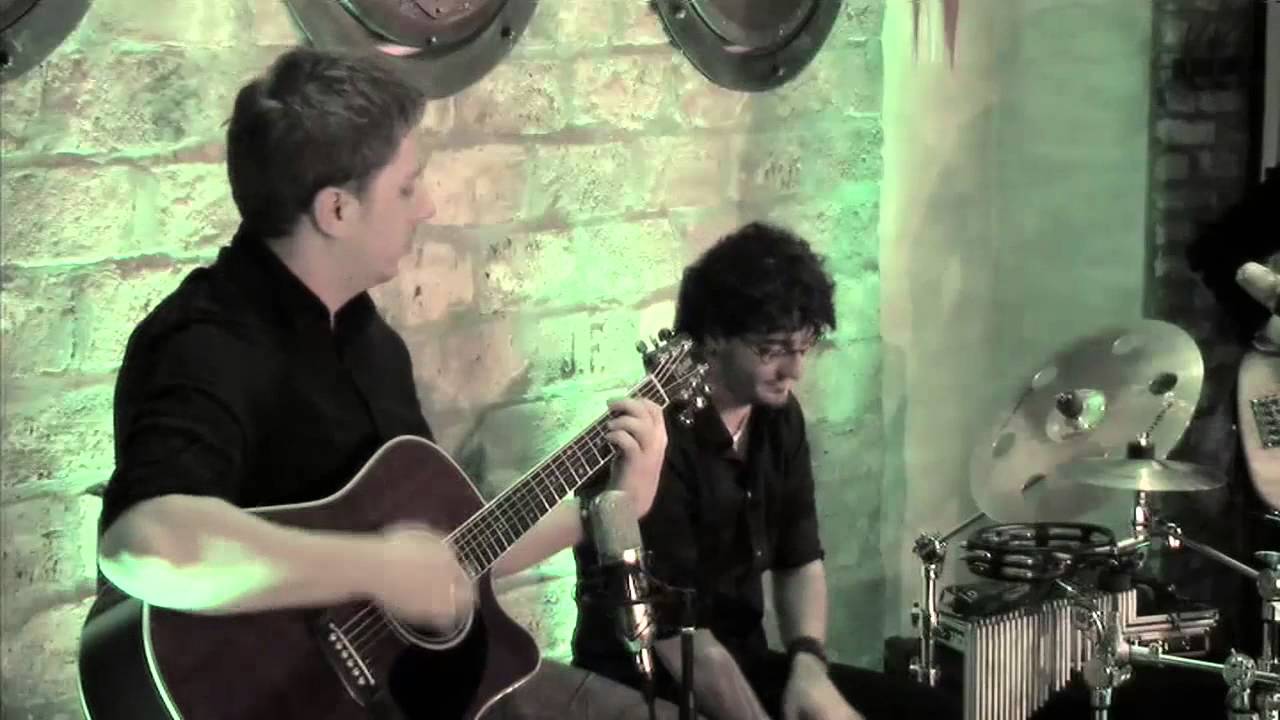 Ana Perisic Jennifer Paige 