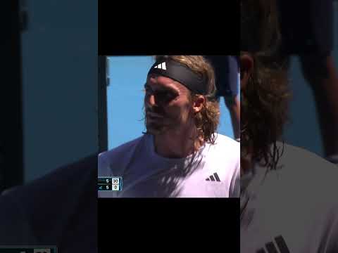 Une double faute avec un seul service, c'est possible, la preuve avec Tsitsipas #tennis #shorts