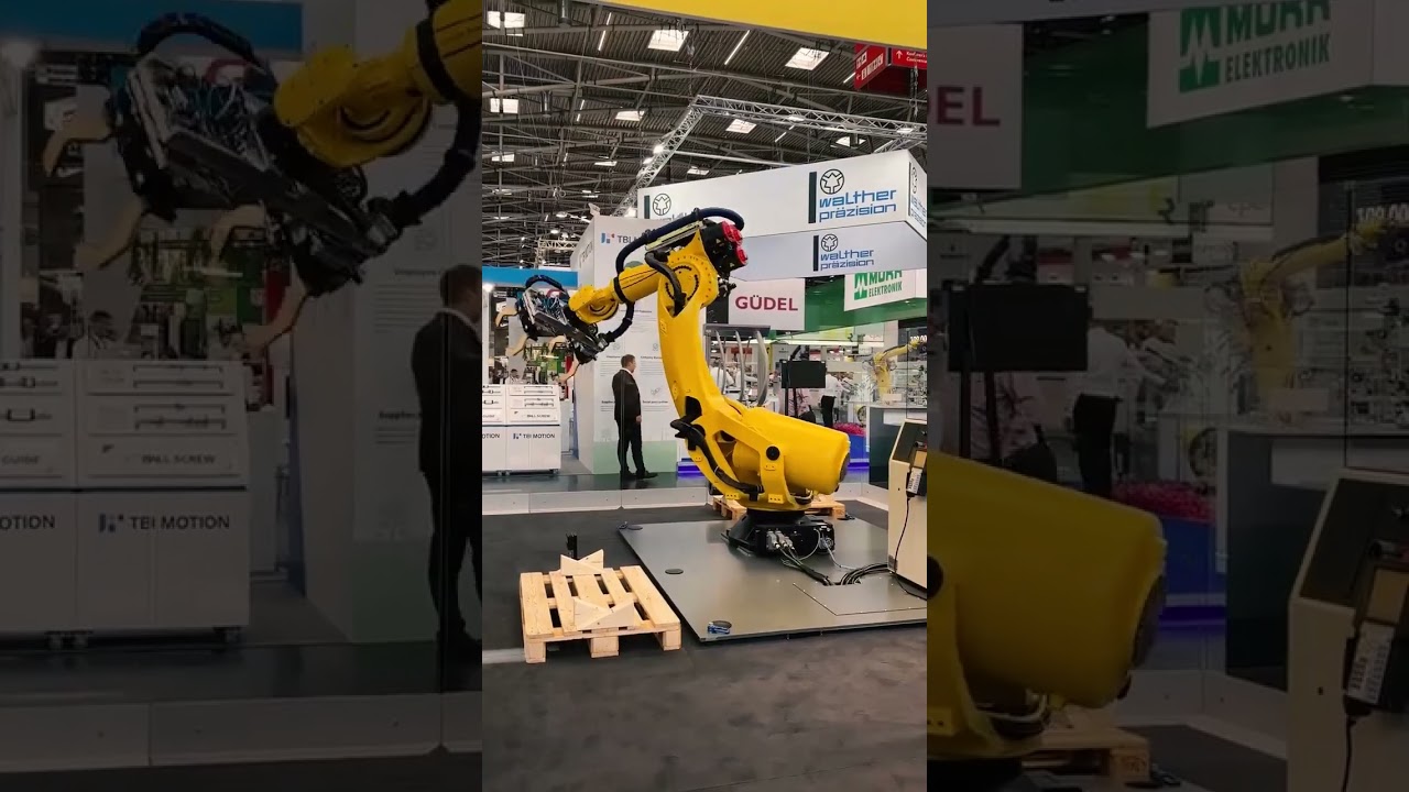 Discover the M-950𝑖A/500 at EMO HANNOVER — the robot built for heavy-duty handling.