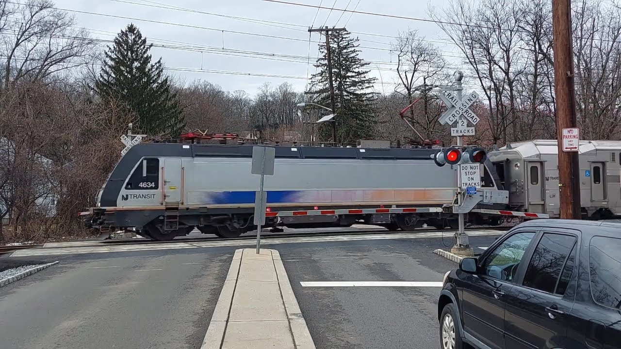 Mt Hebron Ave level crossing, Montclair, New Jersey YouTube