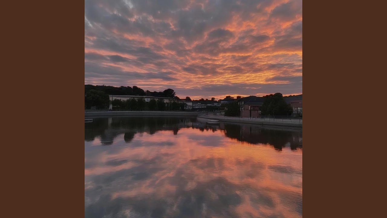 Heat Waves (Slowed + Reverb)