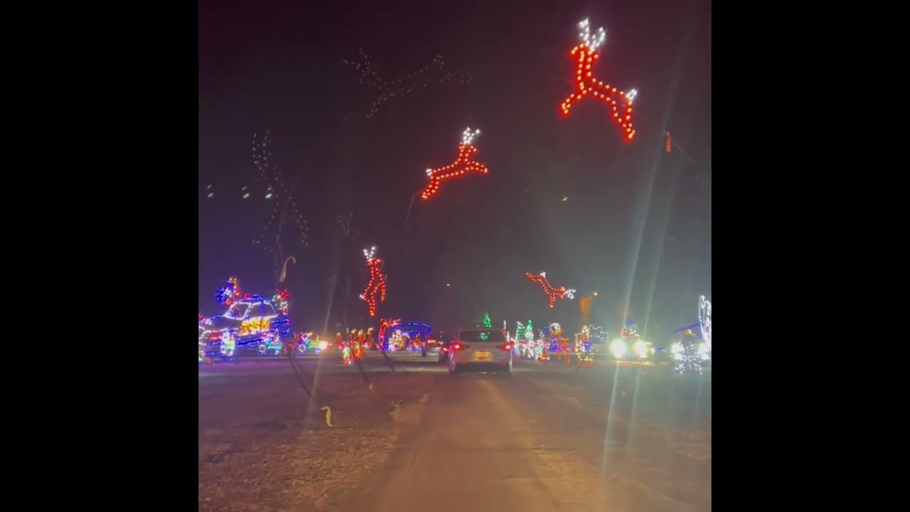 Skylands Stadium Light Show & Christmas 🎄 village Sussex county, New Jersey