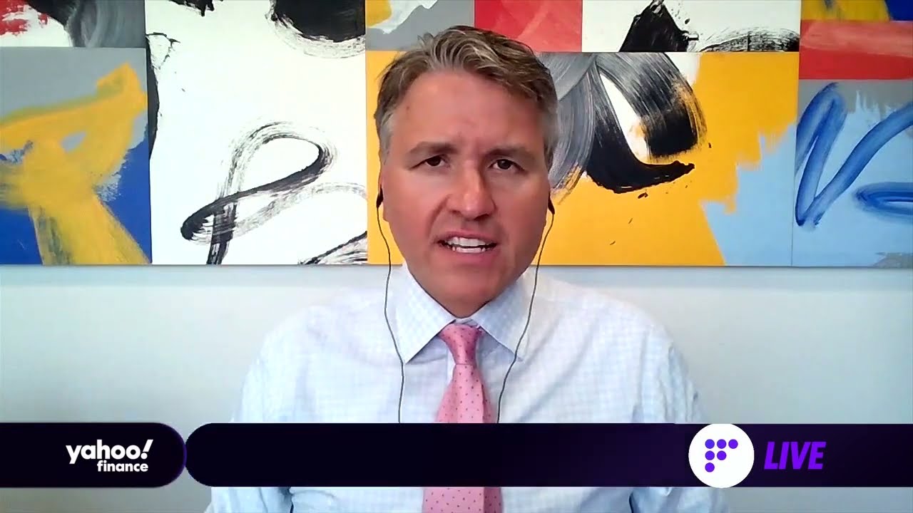 Jobs data and wage growth are a sign that inflation could be stickier, strategist says - Yahoo Finance