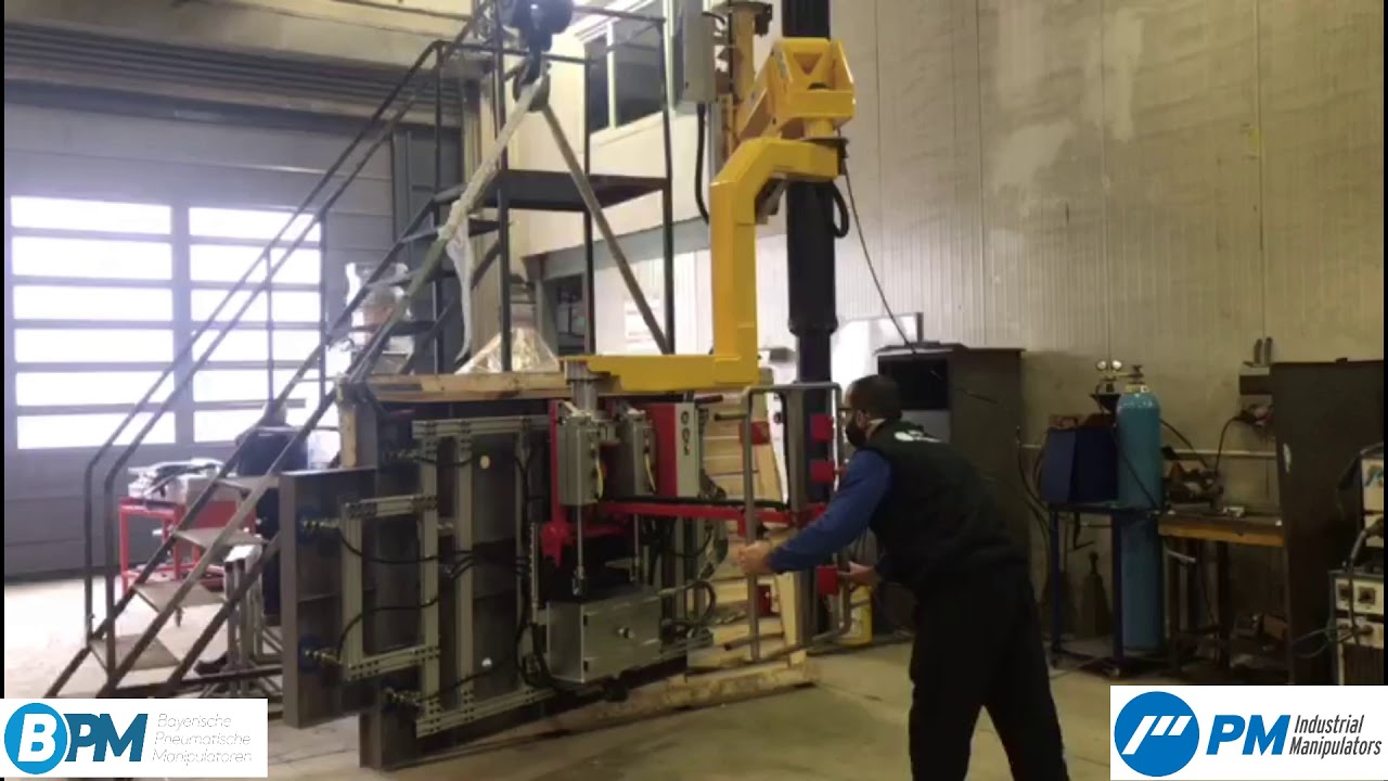 Electric Battery Tray Handling - Automotive-Dyehouse-Metal