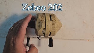 How to Service a Zebco 202
This is one of the old school Zebco 202s with the continuous pickup spinner cone.
Complete service and explanation. How to Service a Zebco 202