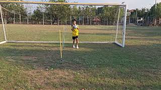 โรงเรียนแสนสุขฝึกซ้อมฟุตบอล U.13 ครูจอห์น :ปฐมพร สิงห์แก้ว (วิ่ง)