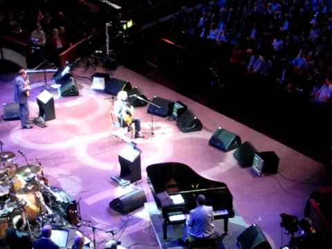 Eric Clapton - Rocking Chair - live at Prince's Trust Rock Gala RAH ...
