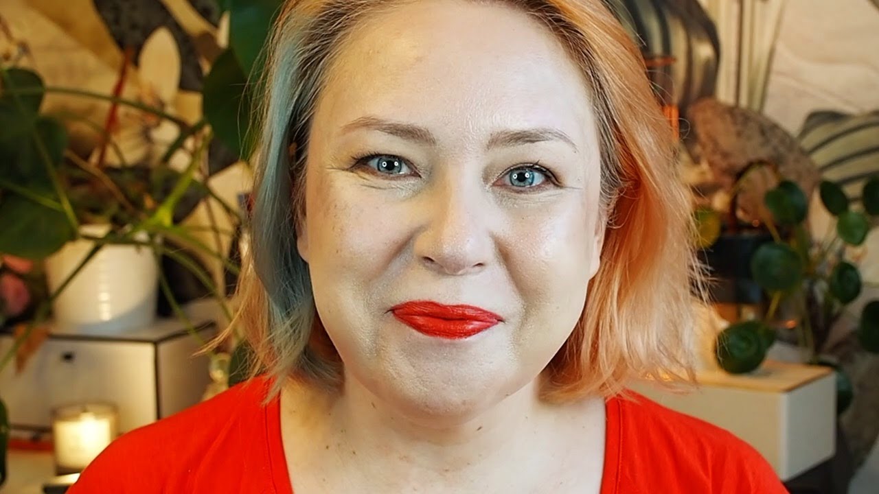 GRWM I  Lisa Eldridge, Charlotte Tillbury and more