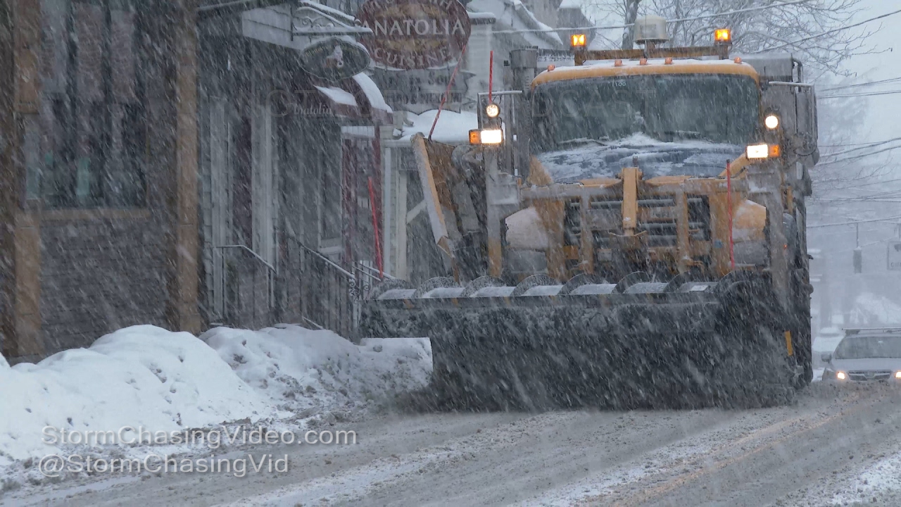 New Paltz, NY and I-84 Intense Snowstorm - 2/12/2017