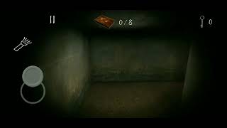 playing scary game with jumpscares