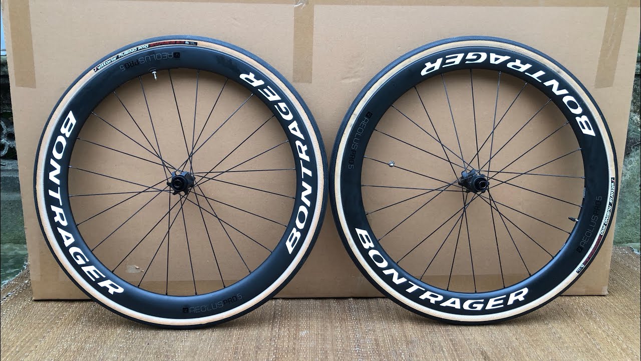 Bánh xe carbon phanh đĩa Bontrager Aeolus Pro5 bản cao 5cm, các bác tín đồ của Trek đang ở đâu ạ 