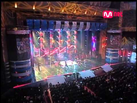 041204 TVXQ at MKMF 2004 Magic Castle + Hug + Tri Angle