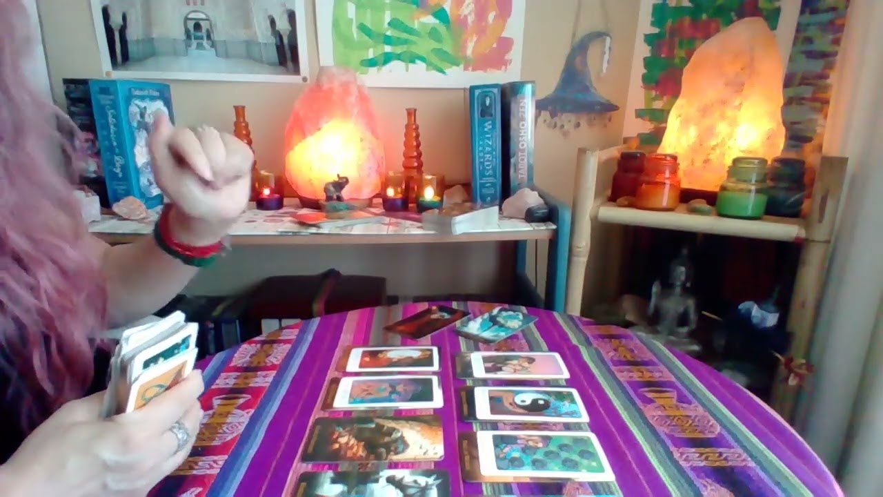 VIRGO!!🔮Alguien enfrenta desafíos para estar contigo!! Hay mucho amor y comprensión entre ustedes!!