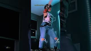 Download Lagu Chloe price i am all of me MP3