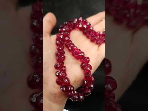 КРАСНАЯ РУБИНОВАЯ ШПИНЕЛЬ