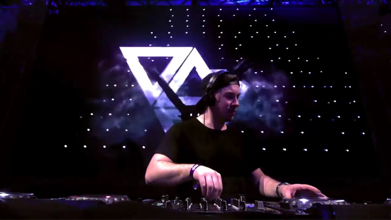 Hardwell ft. Jay Sean - Thinking About You (Hardwell & KAAZE Festival Mix)