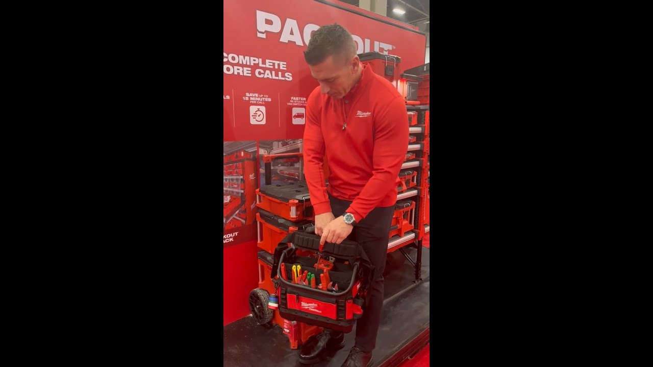 PACKOUT™ 15" Structured Tote | 48-22-8317