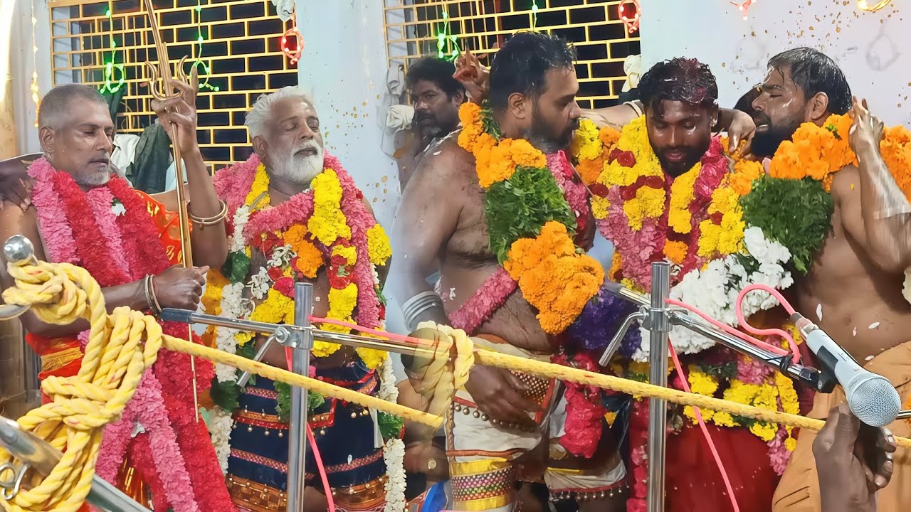 💥🔥குலைவாழை இசக்கியோடு வாதைகள் பெரிய மாலைகளை அணிந்து ஆட்டம் | Mannaraja Kovil kodai therivillai.