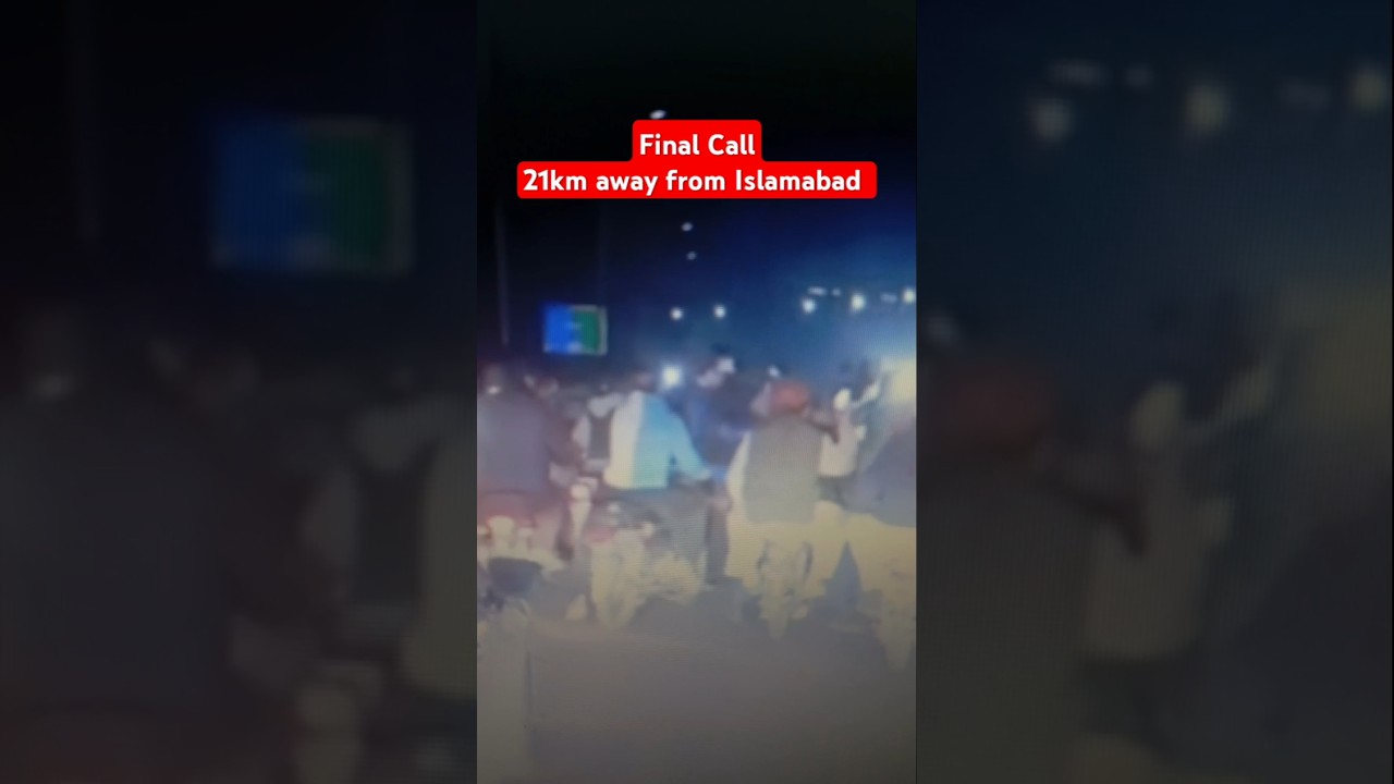 Breaking I PTI Convoy 21km from Islamabad | Electrifying Crowd & Unstoppable Energy!