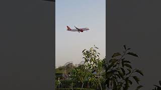 Mumbai international airport ✈️✈️#flight 2 ghante Tak ghumta Raha viman