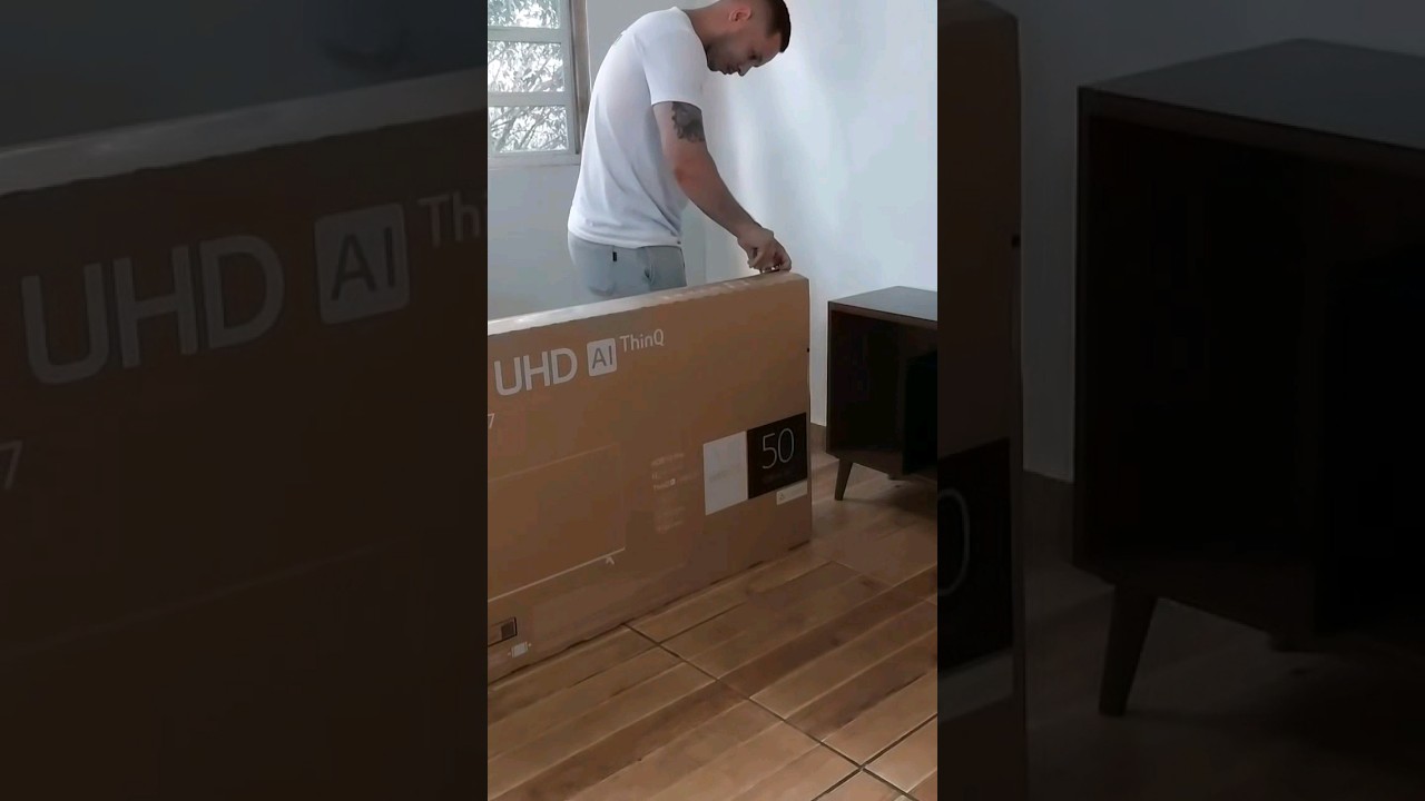 Unboxing TV LG 4K 50"  Model:50UR87