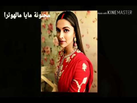 ديبيكا بادكون باللون الاحمر 