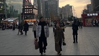 Getting Chinese street food in China with local Lin Lin