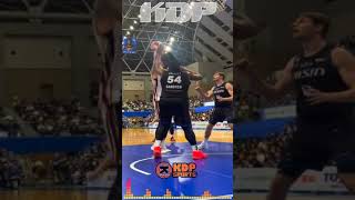 PUTBACK - Kai Sotto Wins the Battle Inside the Paint.