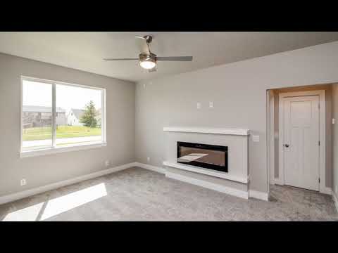 340 N Warrior Ln, Waukee, IA home video tour