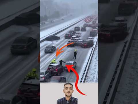 الجليد لم يرحم أحد ا سيارات تنزلق وفوضى تدهس من جاء ليحمي الطريق   