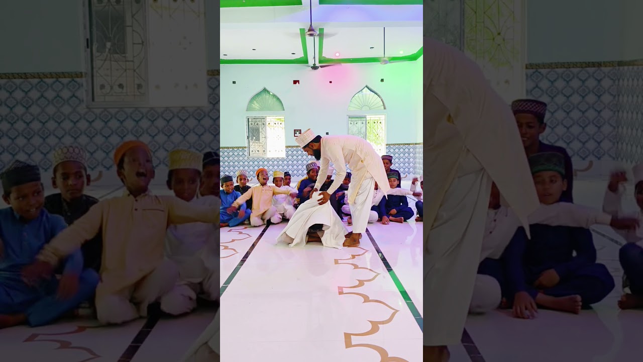 একটু মোজা কোরতে 🤣