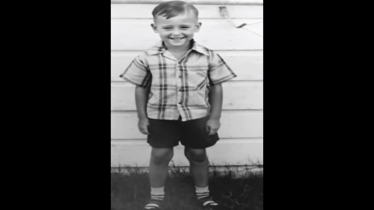 Retro Family Films, Adams collection, Still images to video with pollo.ai