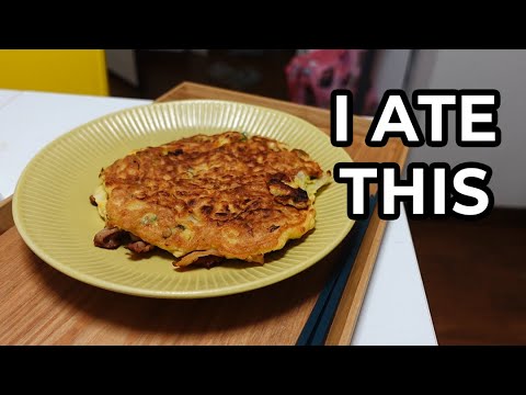 Today was my 1 Year Anniversary in Japan! So I ate Okonomiyaki!