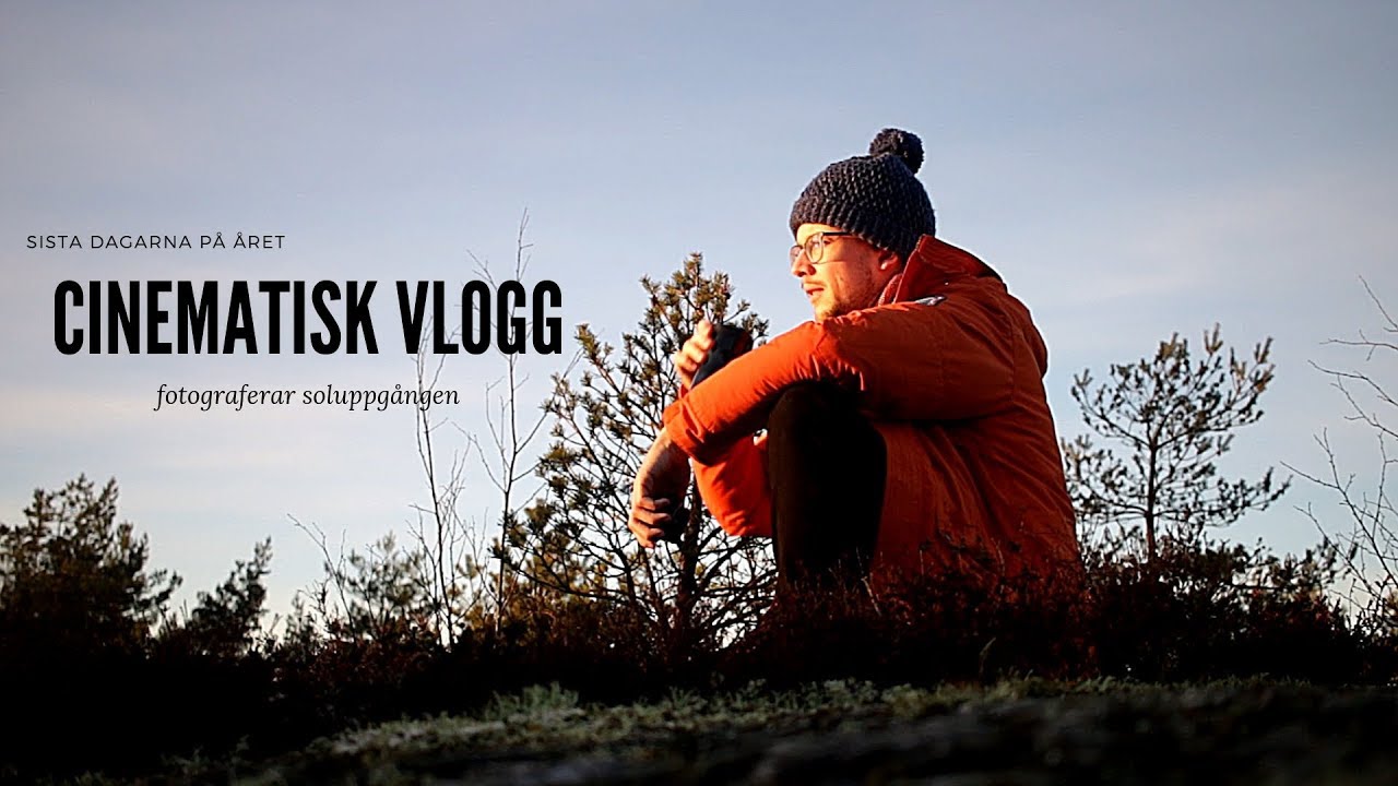 Vloggaren som stirrar ut mot skogen