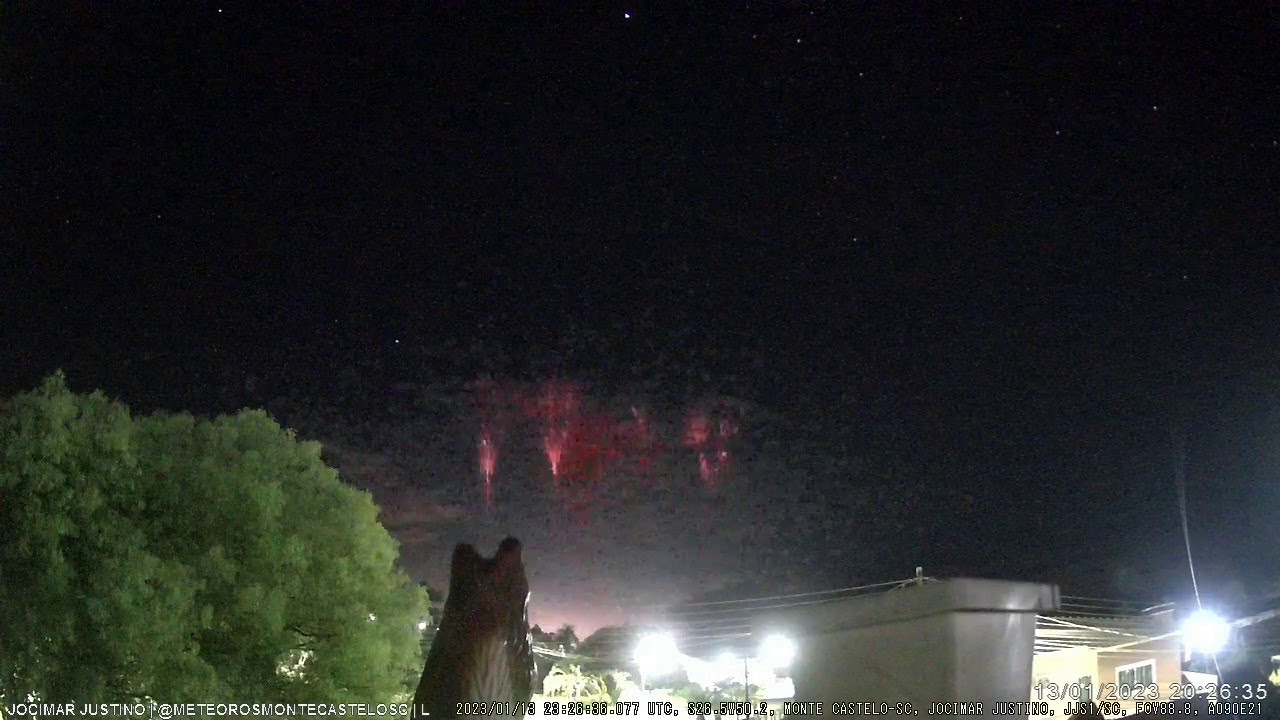 Red Sprite no céu em Monte Castelo - Santa Catarina (Raios Vermelhos ...