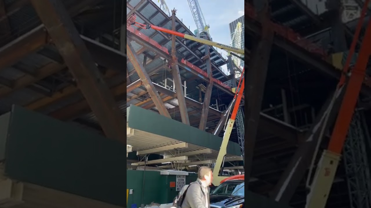 New Chase Skyscraper being constructed 