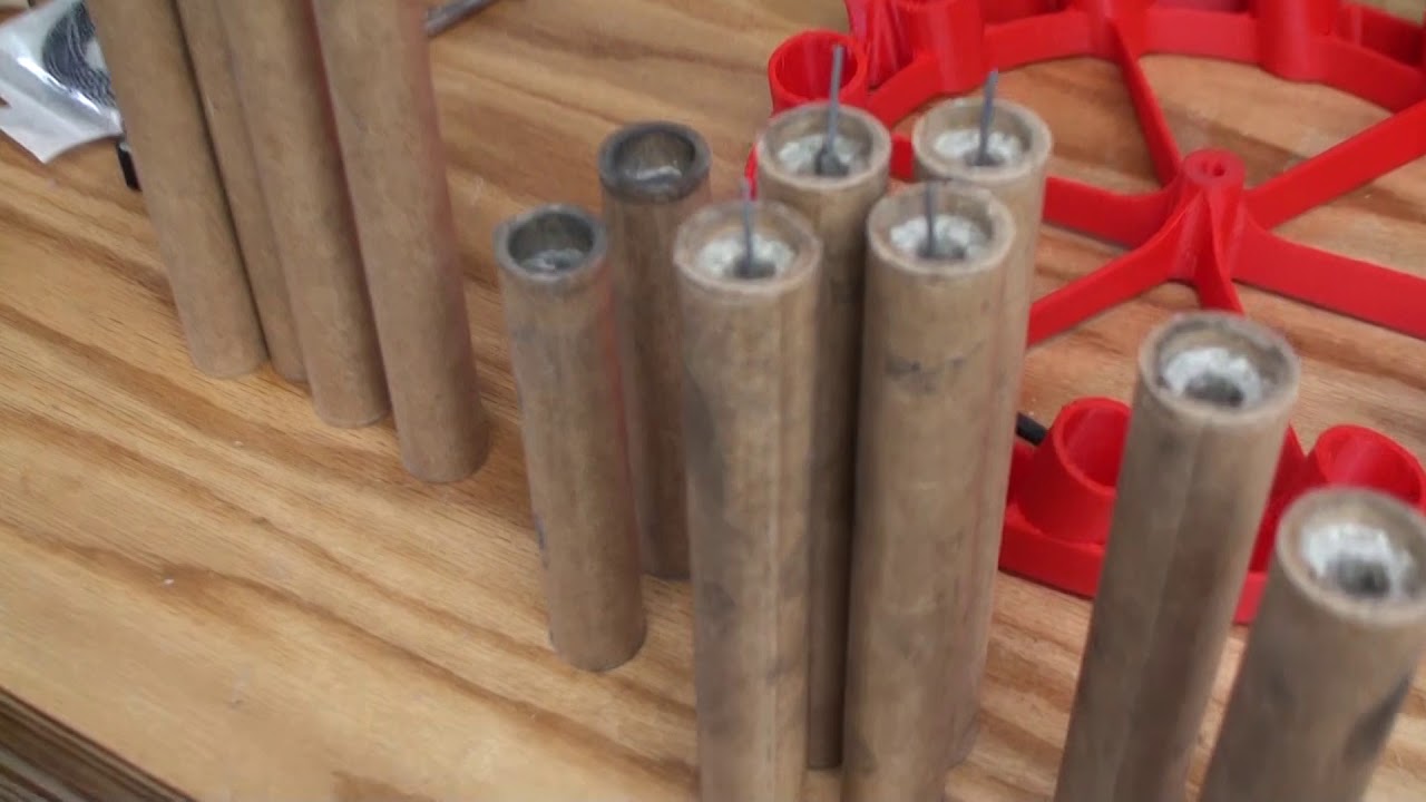 Ozark 2-stage, 12 motor Girandola.  Step 1 Motors and Gerbs