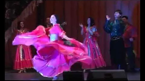 Ansamblul "Şatriţa"  dans tiganesc trio