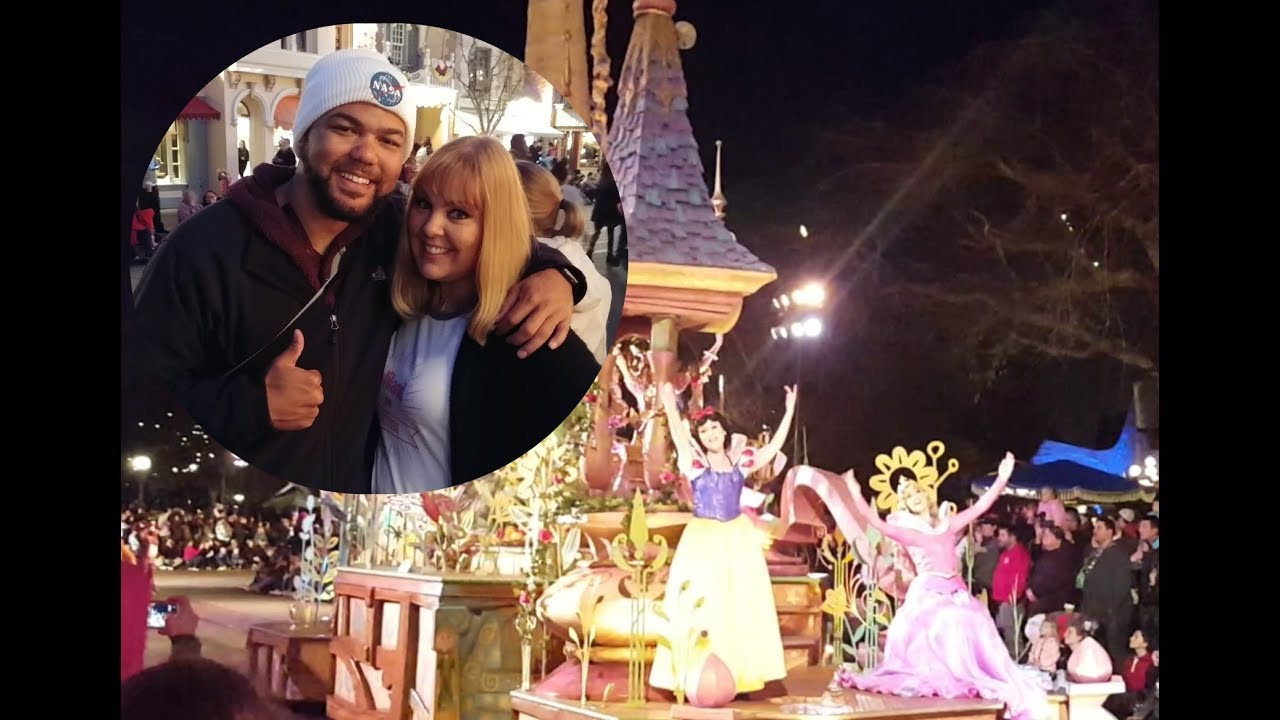 Disneyland's Soundsational Parade with Prince Charming Dev! | Laliland's Disneyland Vacation