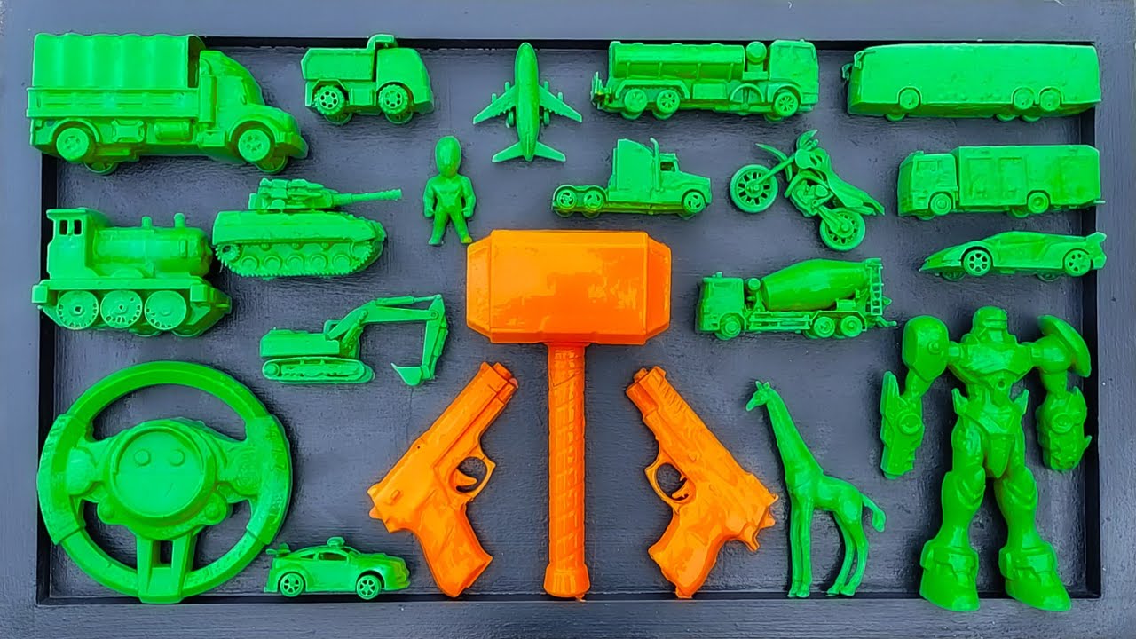 Membersihkan Mainan Mobil Balap, Truk Molen, Kereta Api, Bus Telolet, Pesawat, Excavator Beko