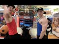 【お蔵入り映像】外国人兄弟がタンクトップ姿で太鼓の達人を楽しむ動画