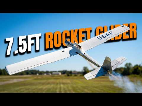 FLYING AN RC ROCKET GLIDER WITH LIVE FLYING DATA ON THE SCREEN