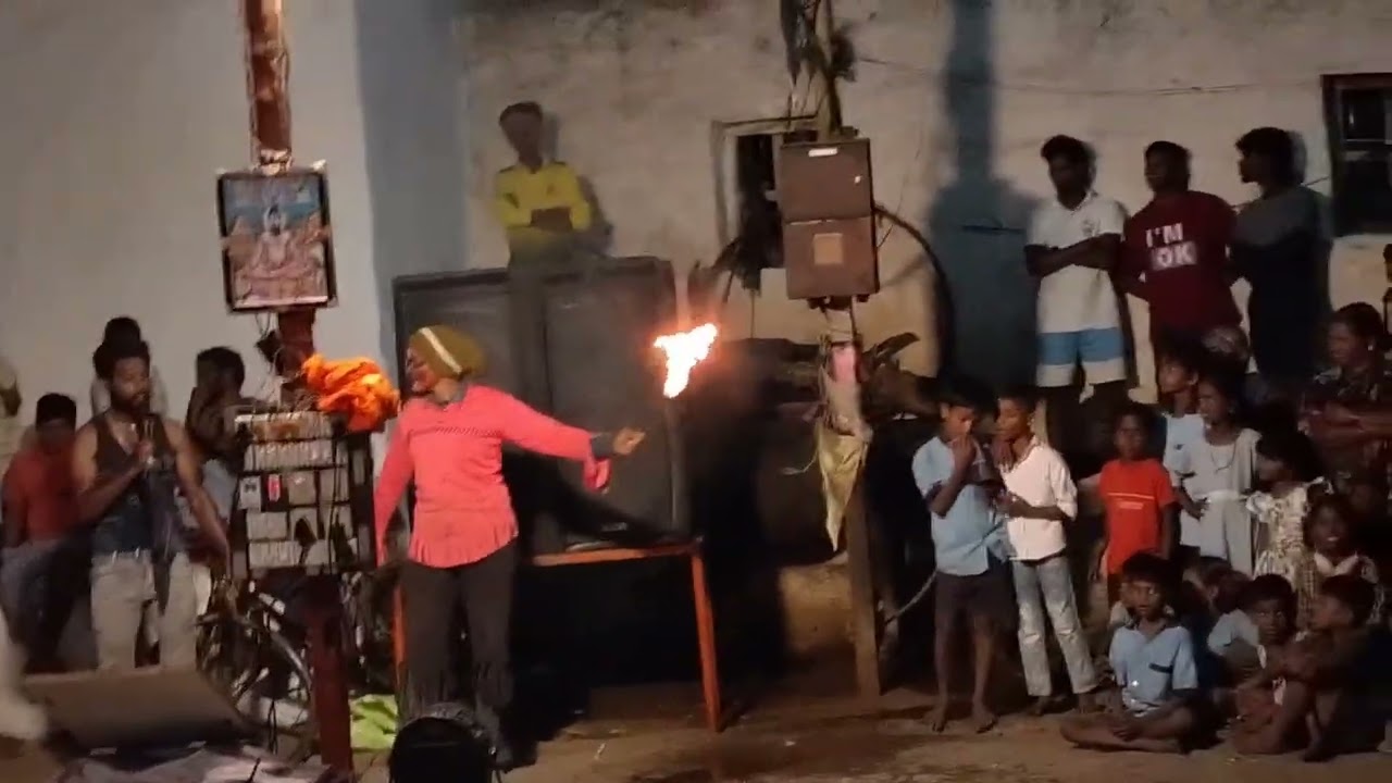 ಬಳ್ಳಾರಿ ಜಿಲ್ಲೆ ಸಂಡೂರು ತಾಲೂಕು ವಿಠಲಪುರ ಗ್ರಾಮ ಸರ್ಕಸ್ 