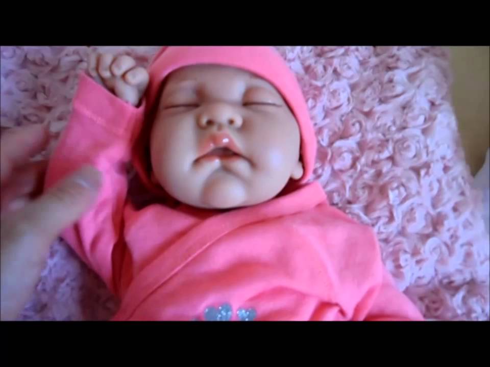 muñecas antonio juan luna acostadita