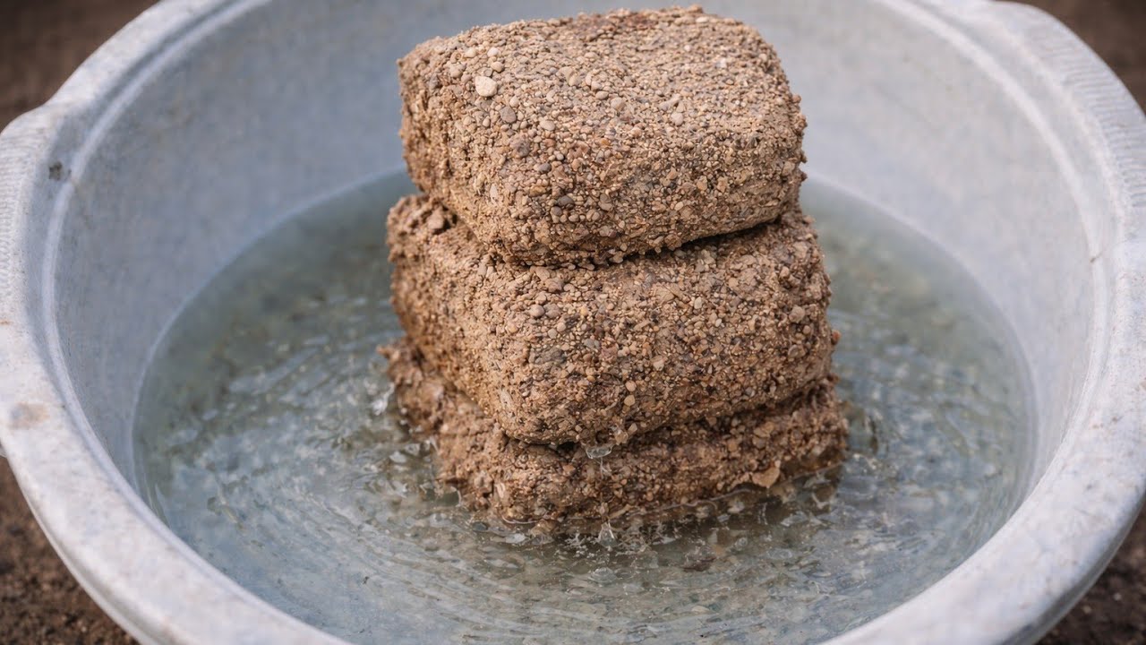 New video.. brown gritty dirt texture dry or wet crumble 💦 satisfying crumbling ASMR video 