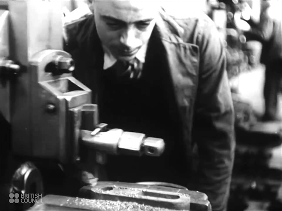 Ship Building In WW2 : Steel Goes To Sea - 1941 British Shipyards Educational Documentary