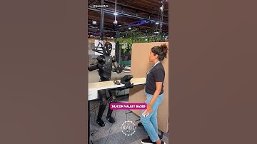 Figure 02 at Salesforce Dreamforce 2025 #ai #salesforce #robot #dreamforce #airobot #humanoidrobot